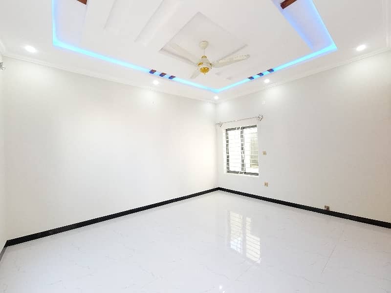 On Excellent Location House For sale In Beautiful Kohistan Enclave 3