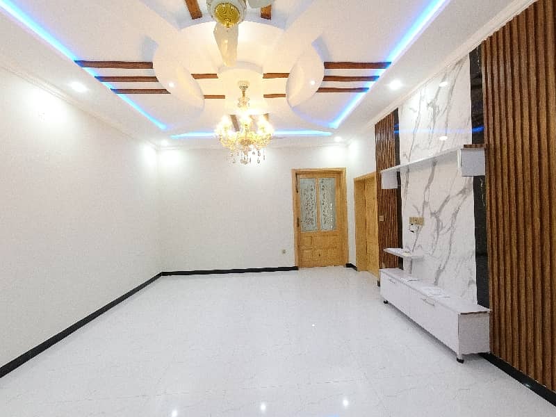 On Excellent Location House For sale In Beautiful Kohistan Enclave 10