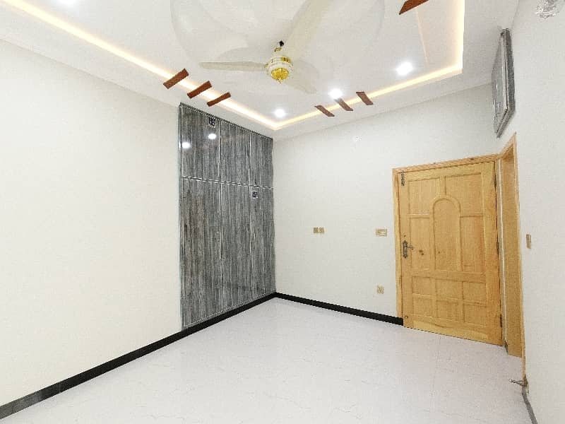 On Excellent Location House For sale In Beautiful Kohistan Enclave 15