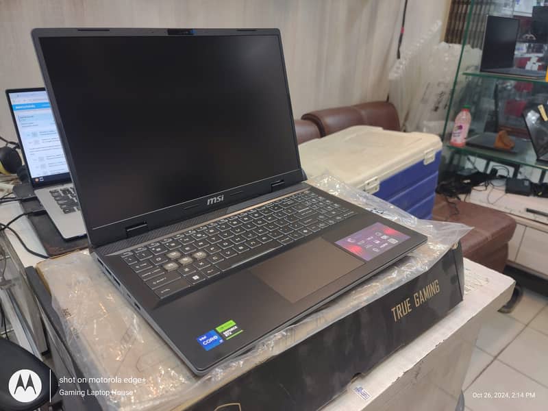 Sword 16 - i7 14th/32/1TB/RTX 4070 - Gaming Laptop House 6