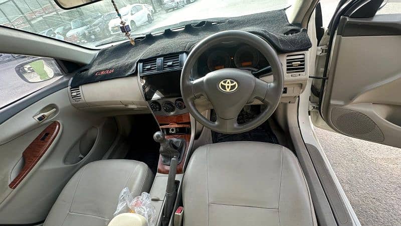 Toyota Corolla 2.0 D 2010 5