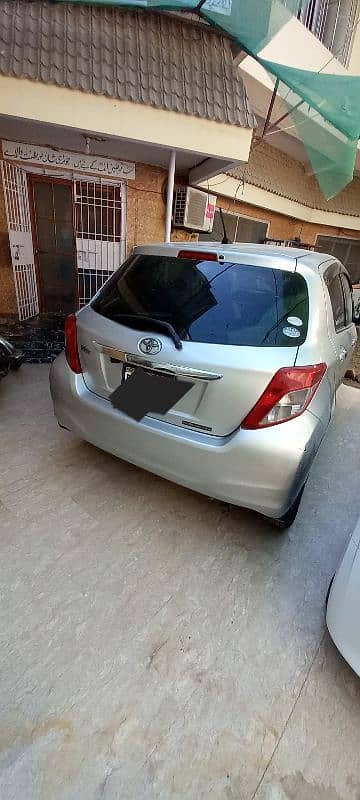 Toyota Vitz 2011 1