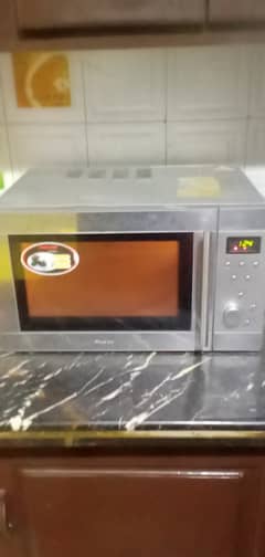 Microwave oven 28 litter medium size with grill