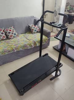 Manual treadmill in excellent condition