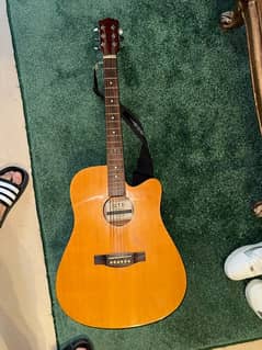 Semi acoustic electric guitar in perfect condition