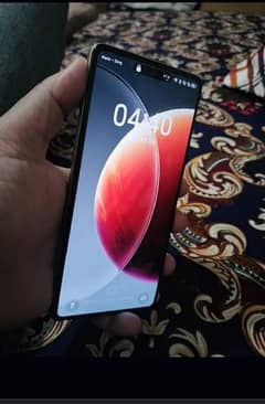 camon 30  mint condition 8 to 256 GB 11 months warranty available