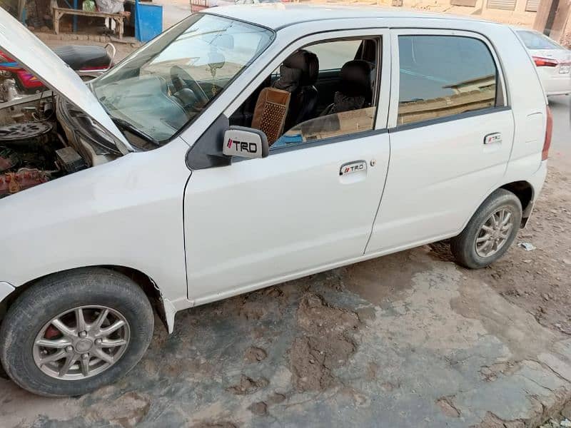 Suzuki Alto 2010 4