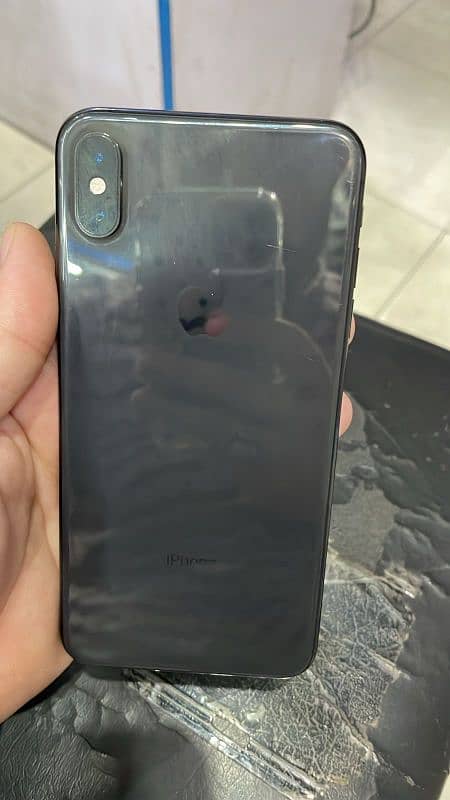 iphone xs max 64Gb PTA proved 3