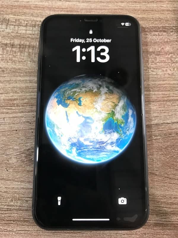 iPhone 11 3