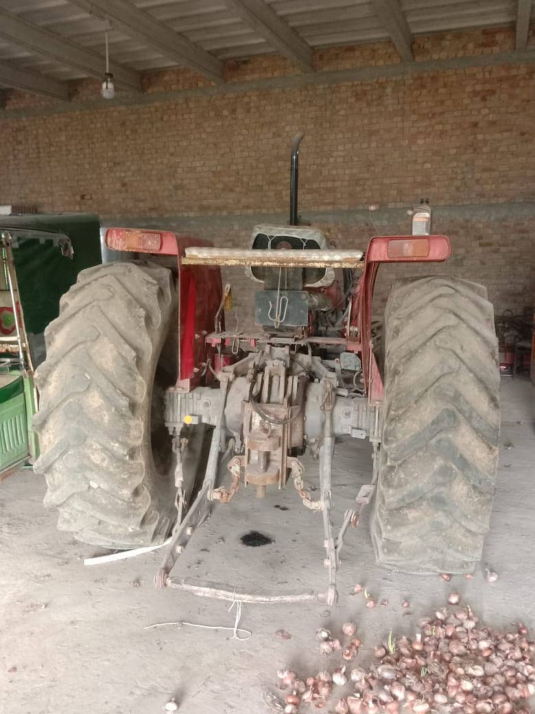 Massey Tractor 375 4