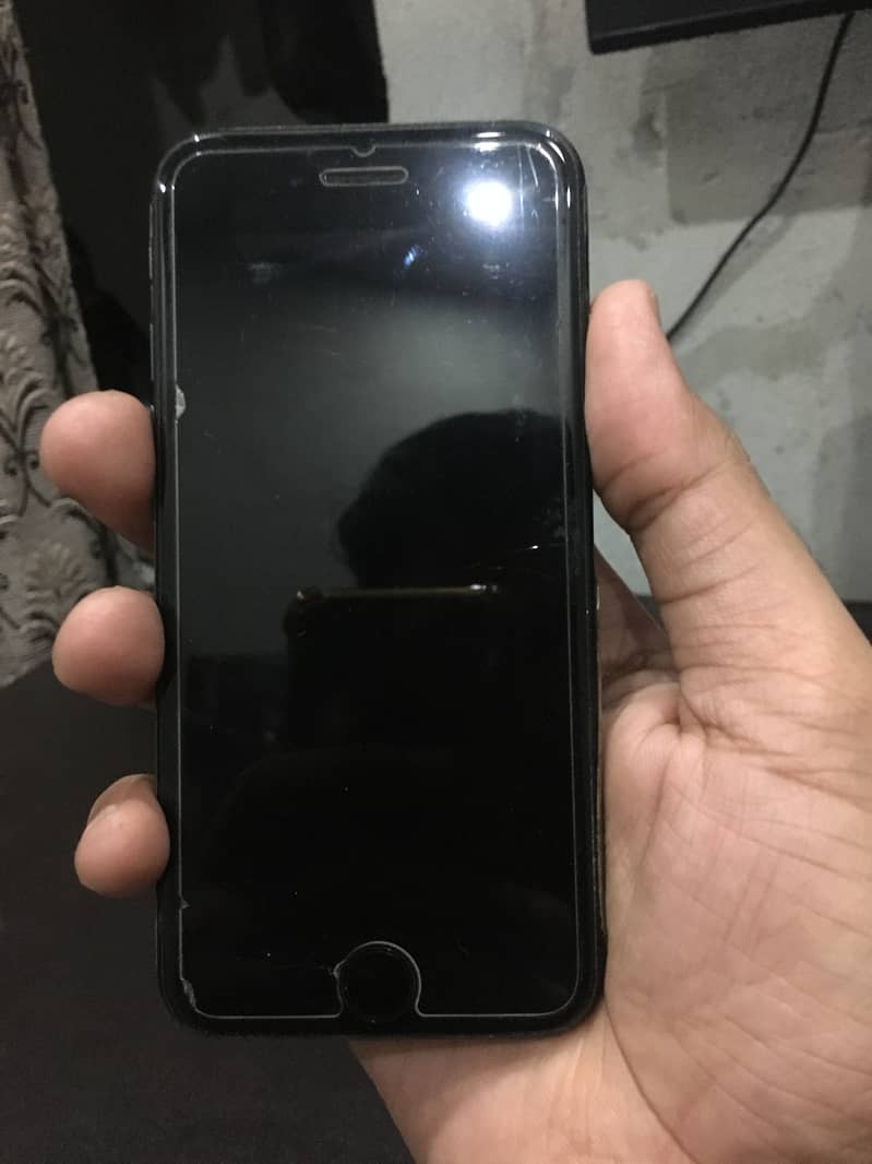 Apple iPhone 7 256GB Non PTA 0