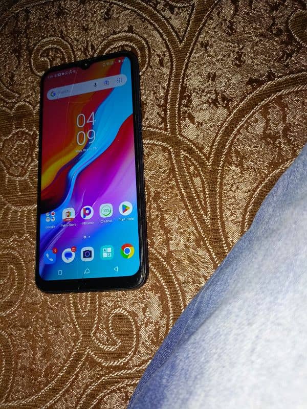 infinix hot 8 lite 2/32gb all ok hai 2