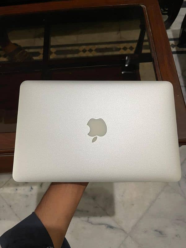 Macbook Air For sale. 1