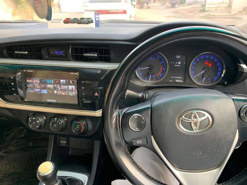 Toyota Corolla Altis 1.8 2016 6speed 4