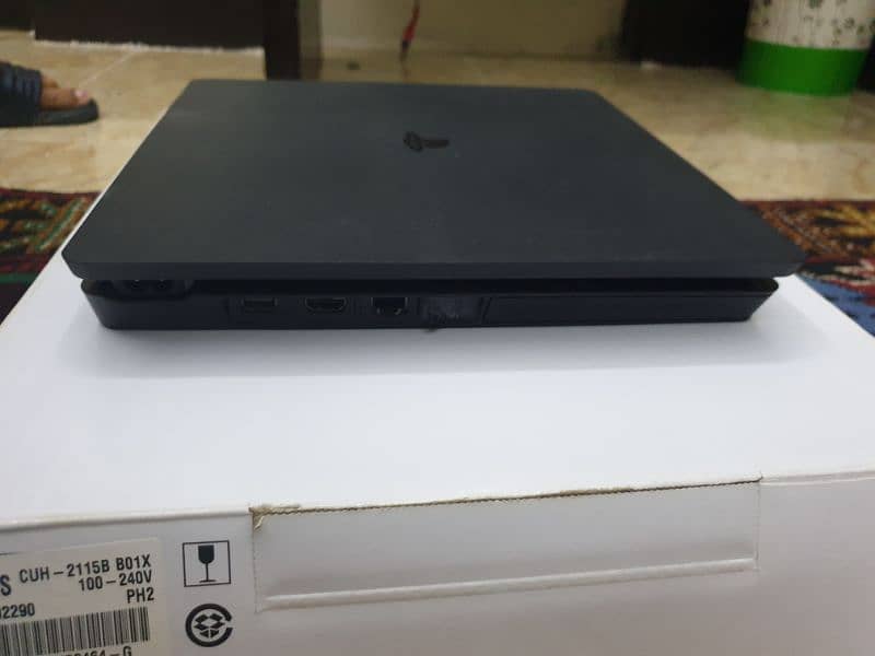 Ps4 in best condition you can buy.  BUY NOW!!! 6