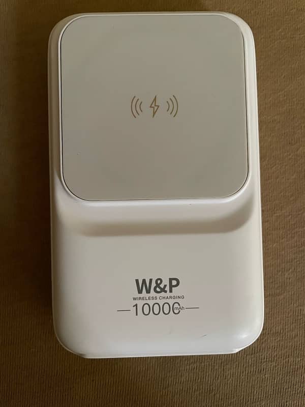 W and P 10000 mah wireless power bank for sale in new condition 8