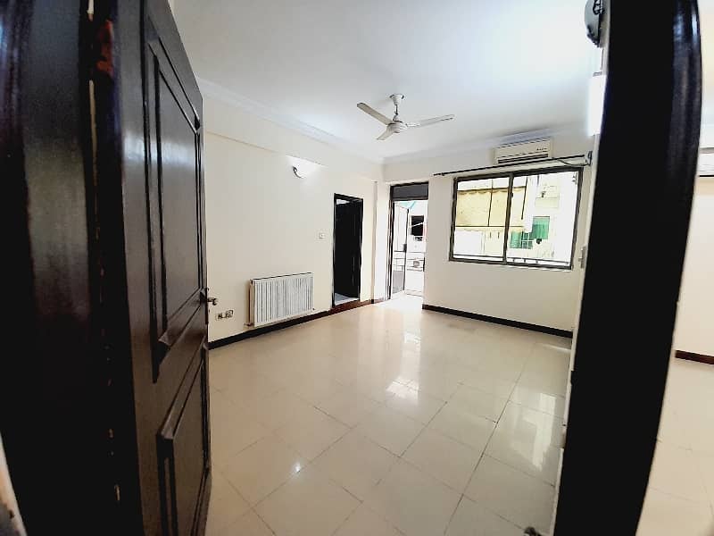 3 Bedroom Unfurnished Apartment Available For Rent in F-11 Markaz Islamabad 3