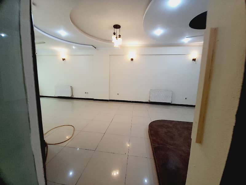 3 Bedroom Unfurnished Apartment Available For Rent in F-11 Markaz Islamabad 7