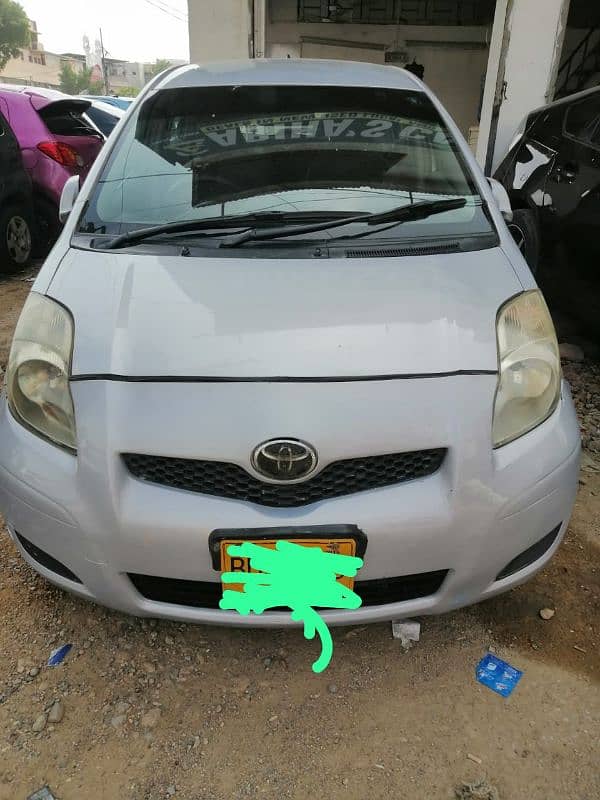 Toyota Vitz 2010 3