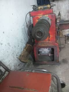 Drum turning machine in good condition working 100% Old Model machine