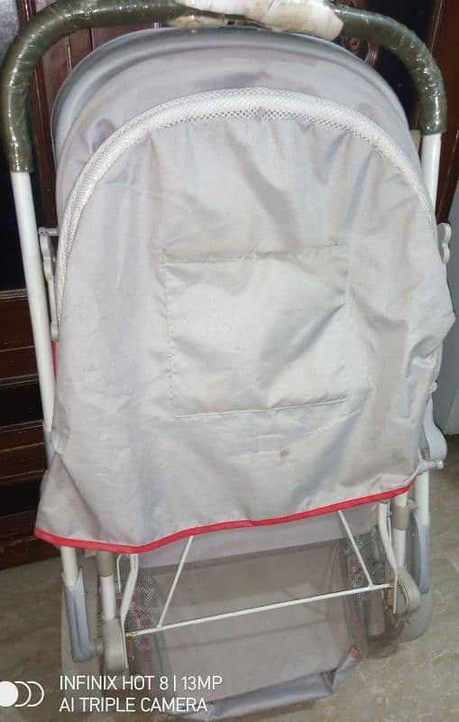 Kids pram or walker in superb condition 4