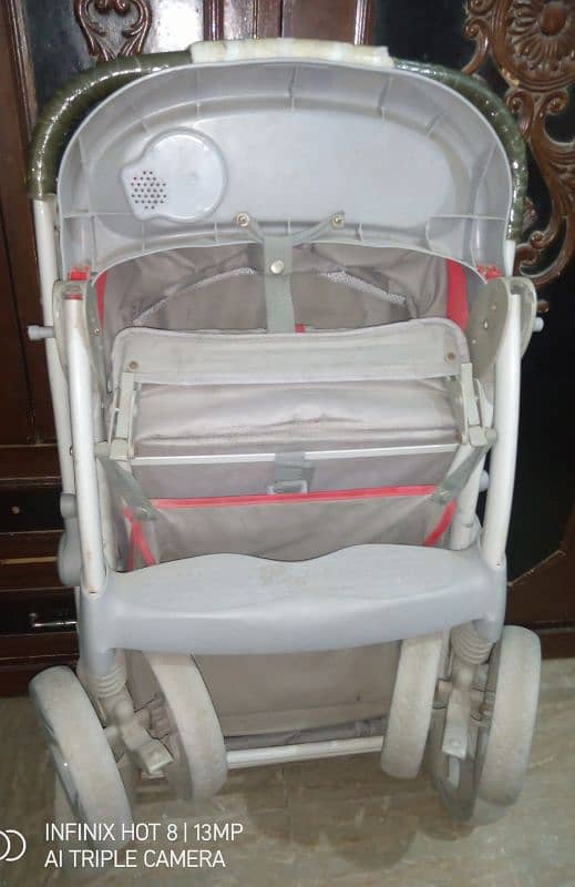 Kids pram or walker in superb condition 5