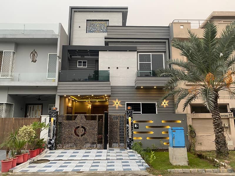 5 MARLA BRAND NEW HOUSE AVAILABLE FOR SALE (AT REASONABLE PRICE) IN CITI HOUSING GUJRANWALA 1