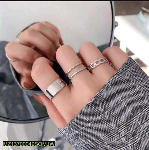 •  3 Pcs Rings Set •  Product Code: MZ13700049SOMJW 3