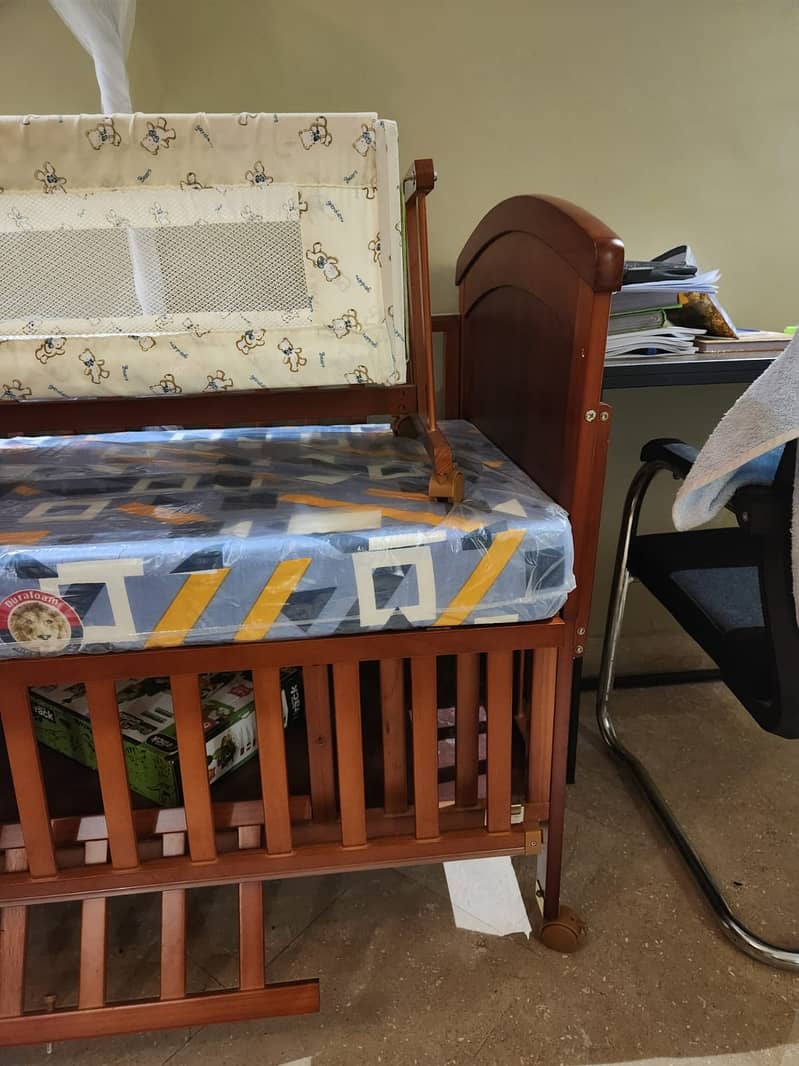 Kids Cot / Baby cot / Kids Bed / Baby bed for sale 3