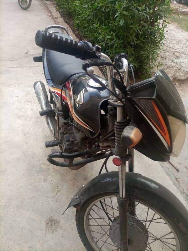 URGENT SALE Honda CG 125 Dream 7