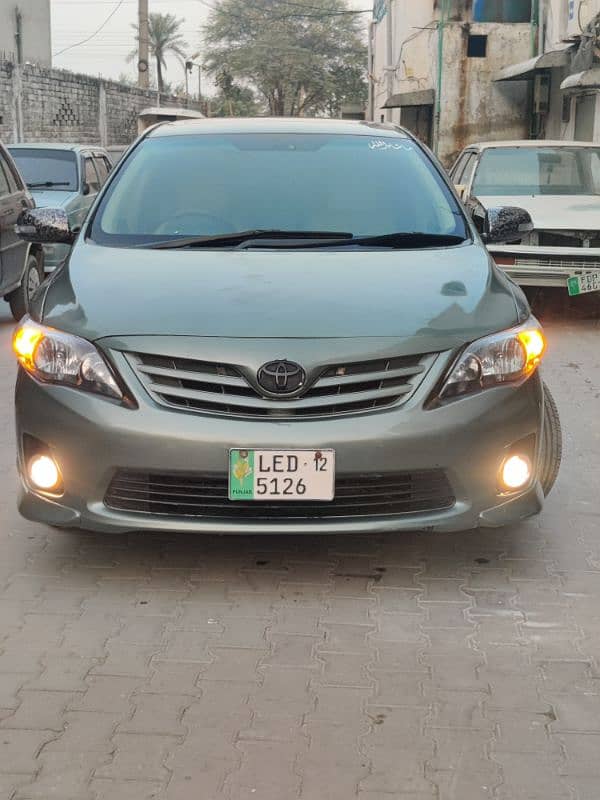 Toyota Corolla Altis 2012 sunroof 8