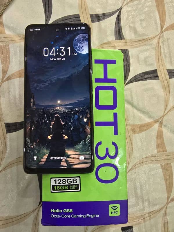 Infinix HOT 30 8 + 128 and 8 gb extendable condition excellent 4