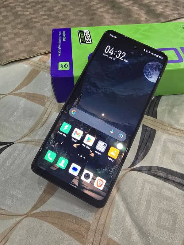 Infinix HOT 30 8 + 128 and 8 gb extendable condition excellent 5