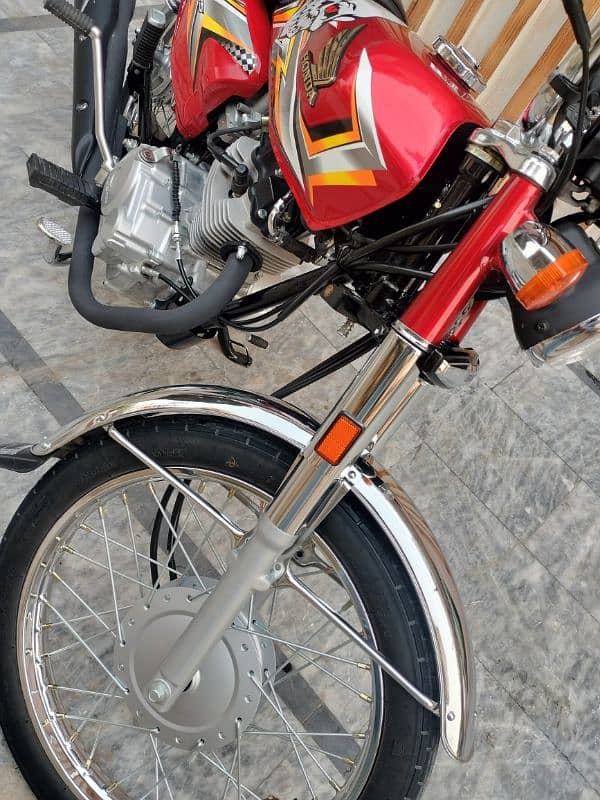 Honda 125 cc 3