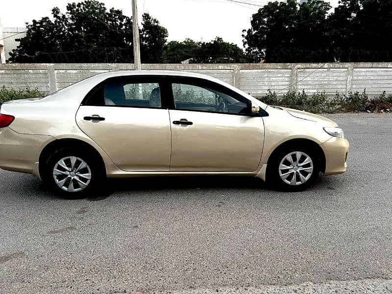 Toyota Corolla GLI 2011 4