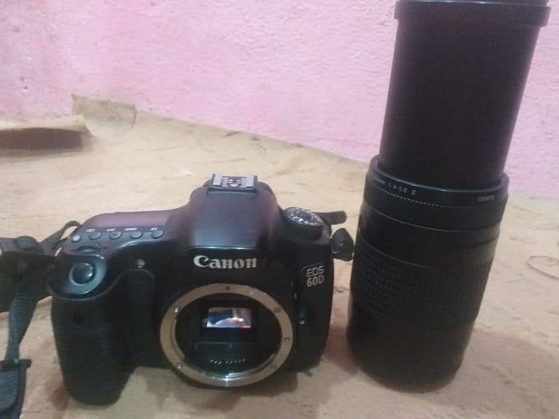 Canon 60D Dslr camera with 75:300 lens 2