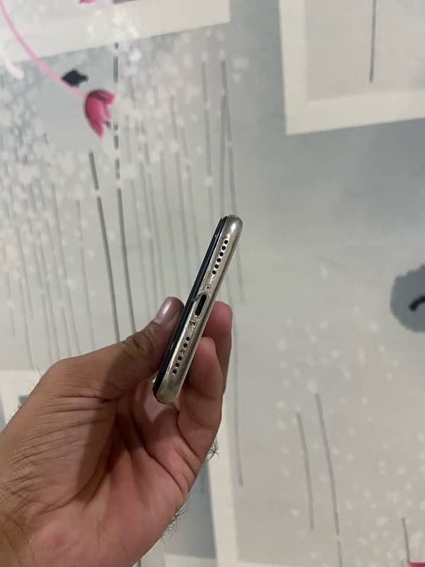 iphone x 64gb PTA aproved 4