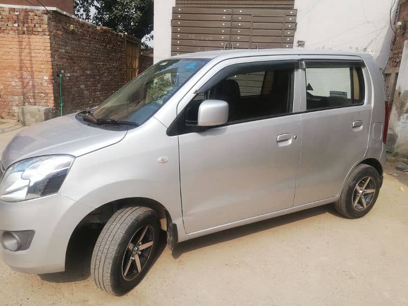 Suzuki Wagon R 2017 8