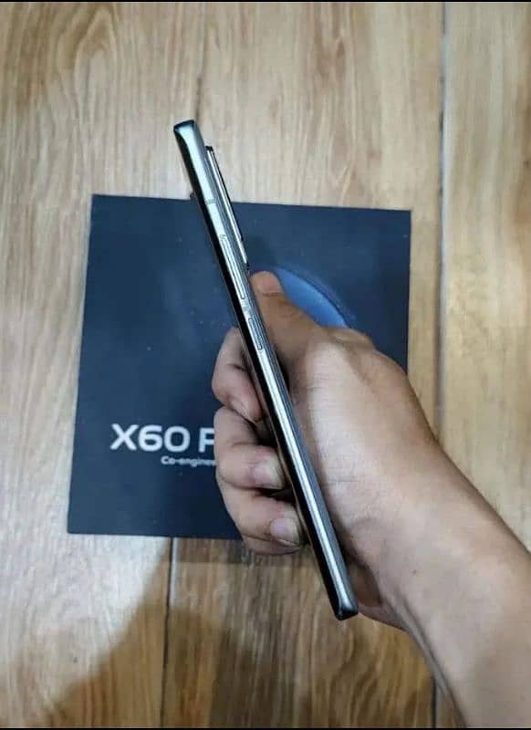 vivo x60 pro 12/256 PTA approved 1