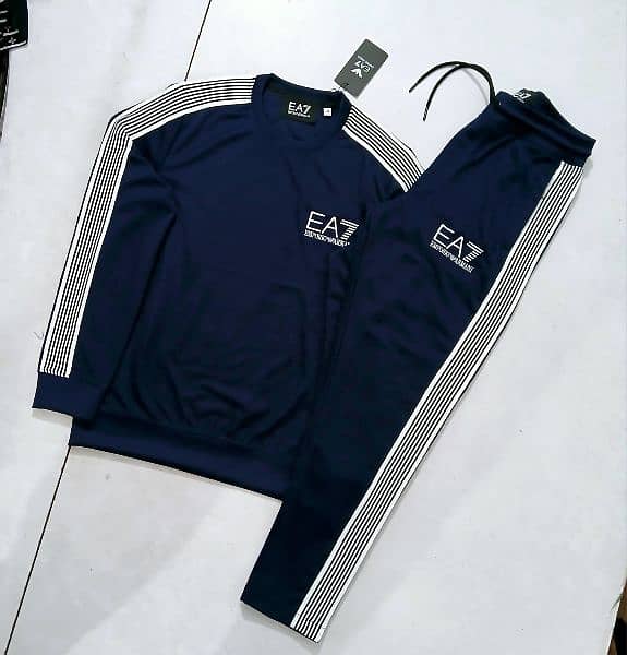 tracksuit 0