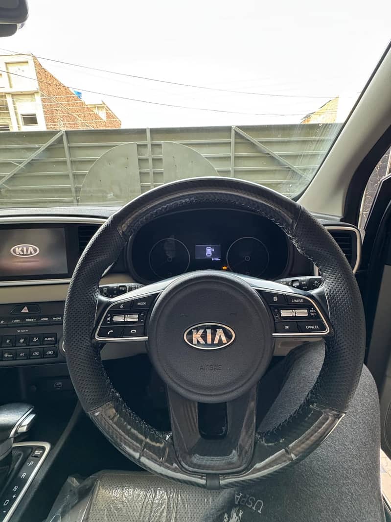 KIA Sportage  AWD 2021 3