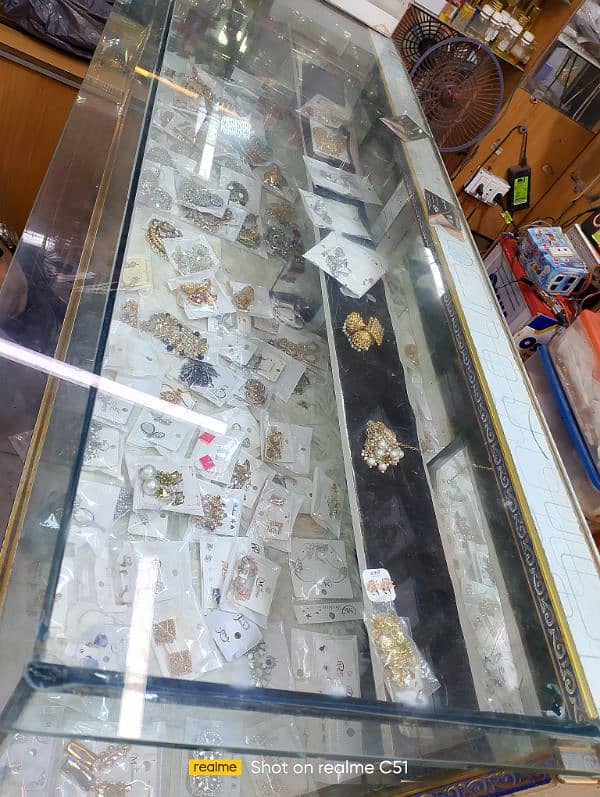 jewelry counter 6