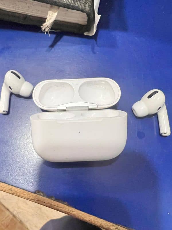 Apple Airpods pro Genuine 0