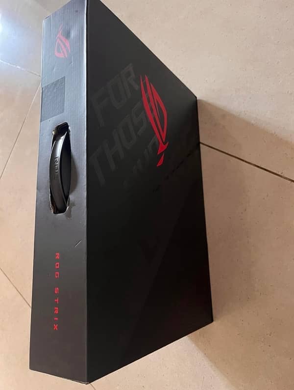 Asus ROG Strix Scar 15 RTX 3080 1