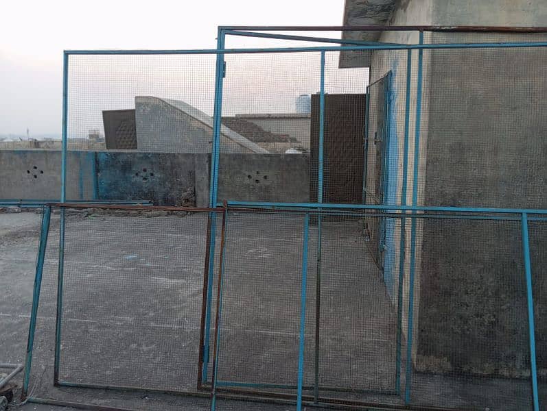 iron bars , لوہے کی جالیاں 0