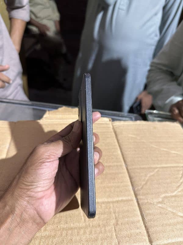 Vivo v29e 256gb (just like new) 3