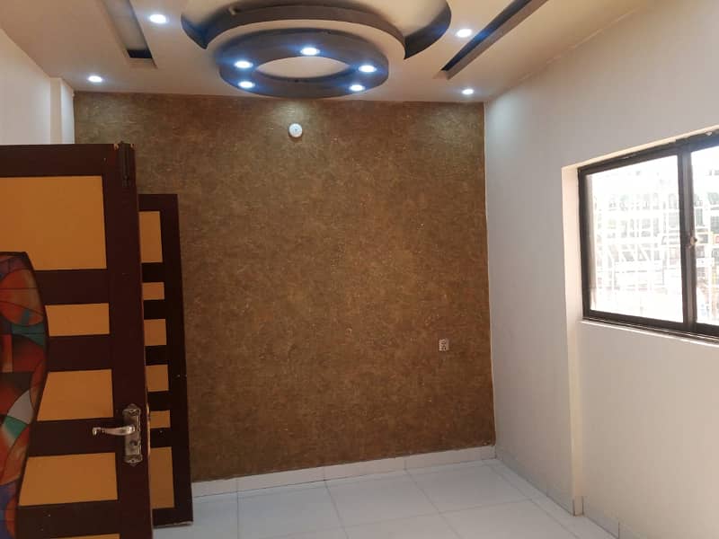 Flat In Gulshan Apartments Near To Disco Morr 13