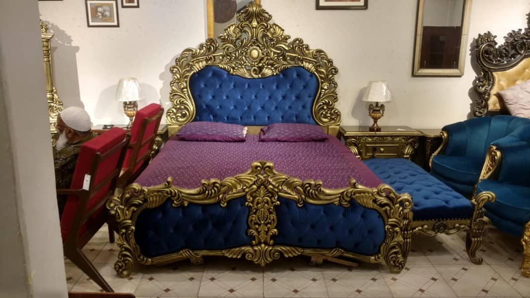 Wooden Luxury King bed set Available in wholesale rate 2