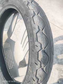 YBR Service tyre