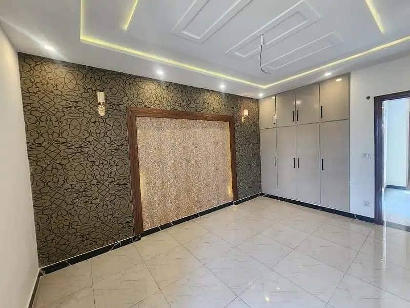 10 Marla Lower Portion Available For Rent In Tulip Block Block Bahria Town Lahore 9